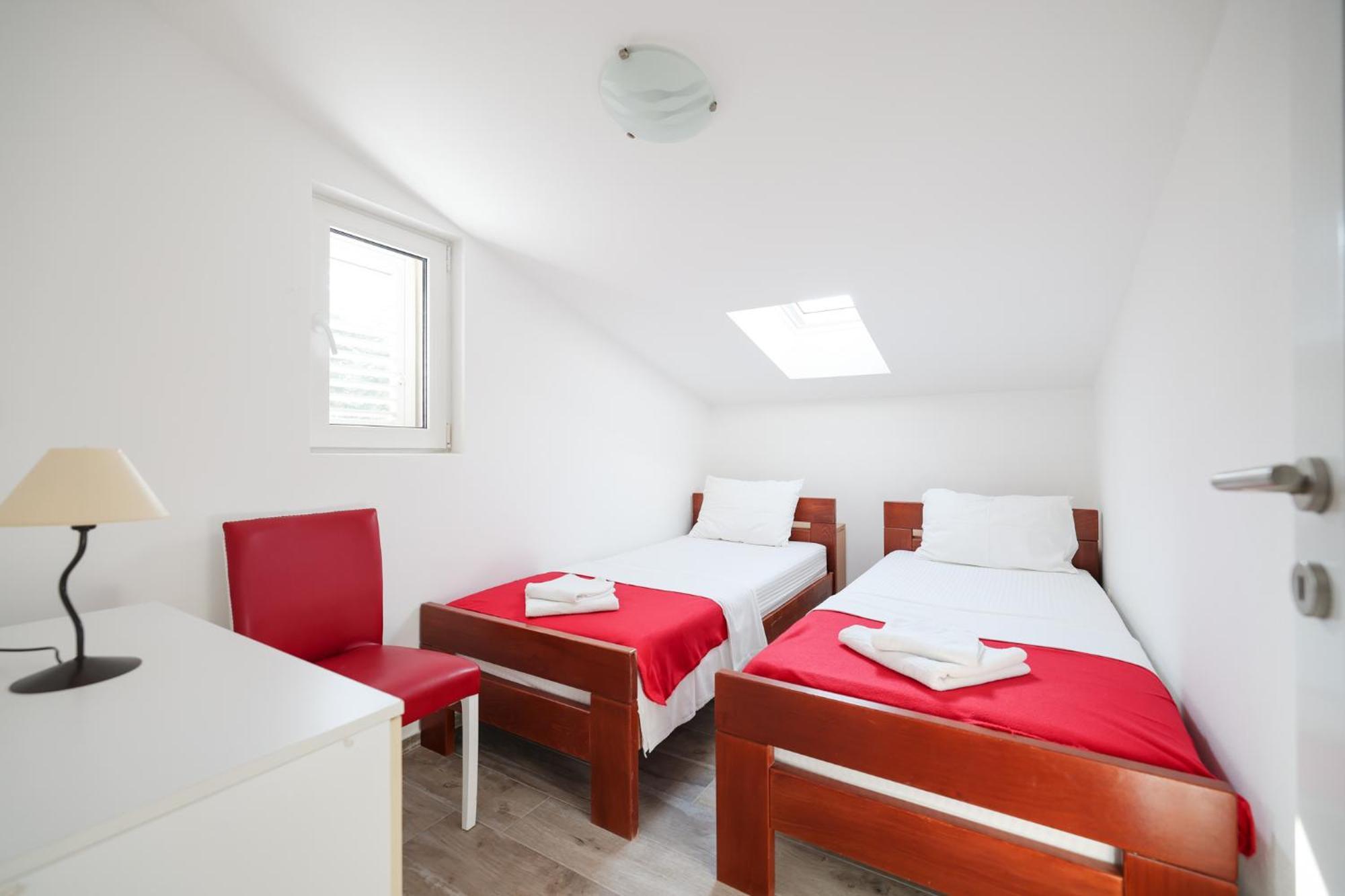 Rooms Malic Петркане Стая снимка