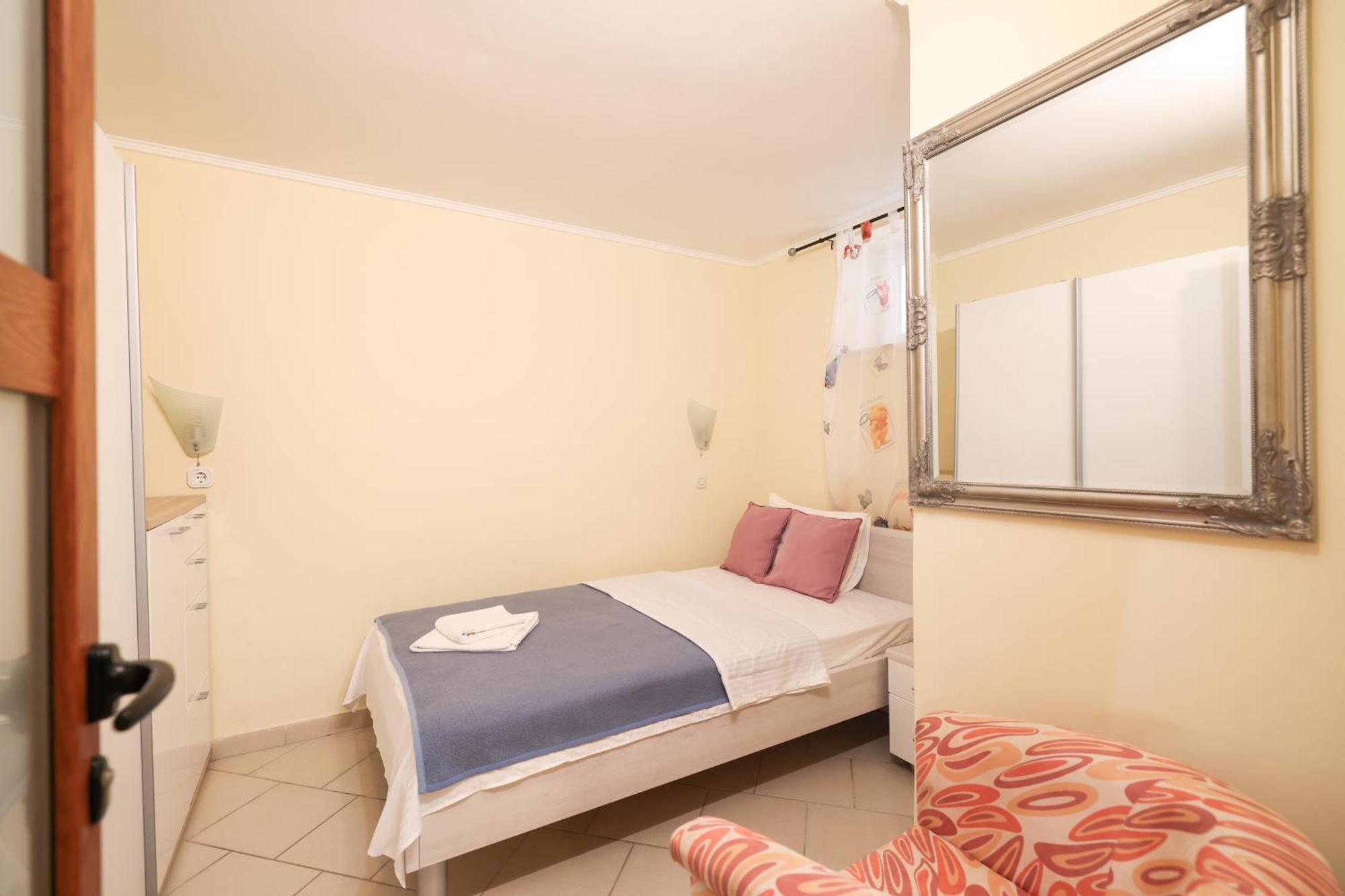 Rooms Malic Петркане Стая снимка